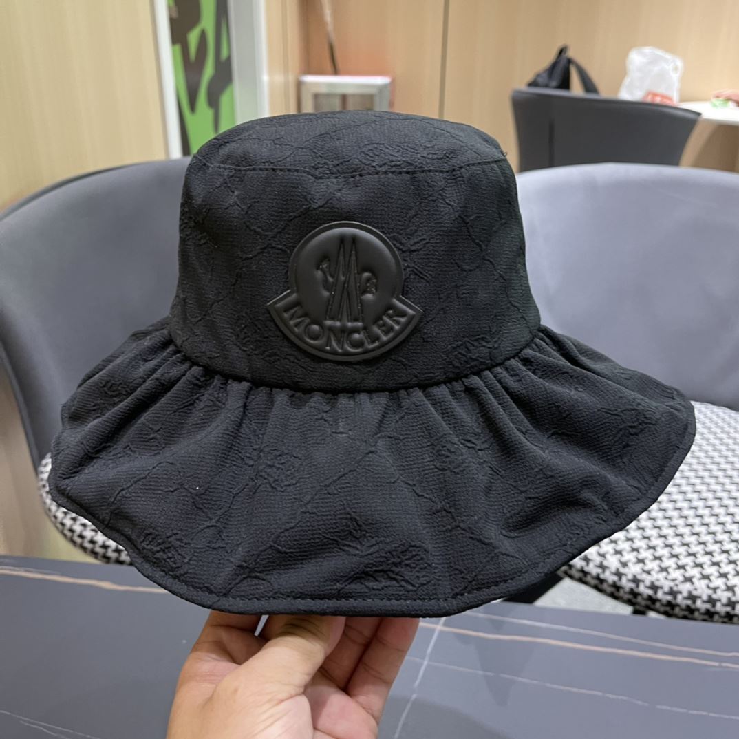 Moncler Caps